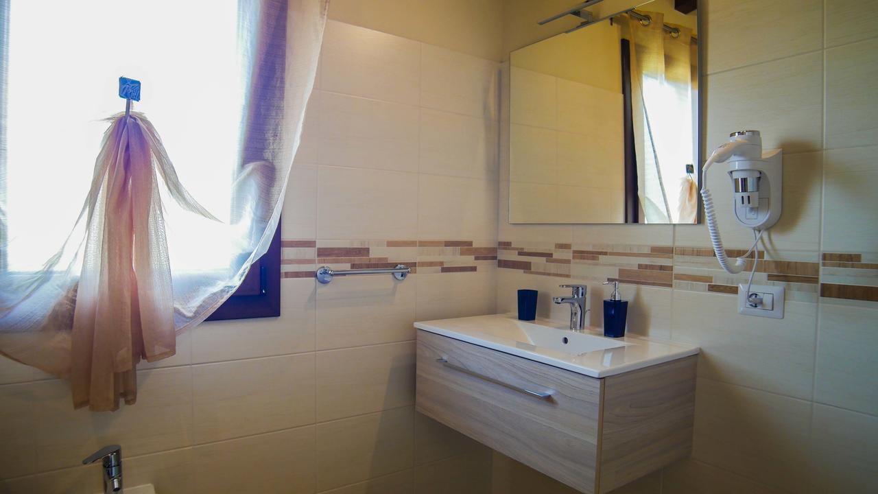B & B La Magia Iglesias Ngoại thất bức ảnh