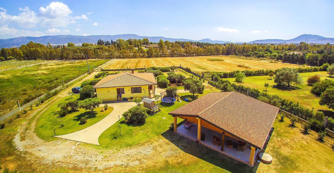 B & B La Magia Iglesias Ngoại thất bức ảnh